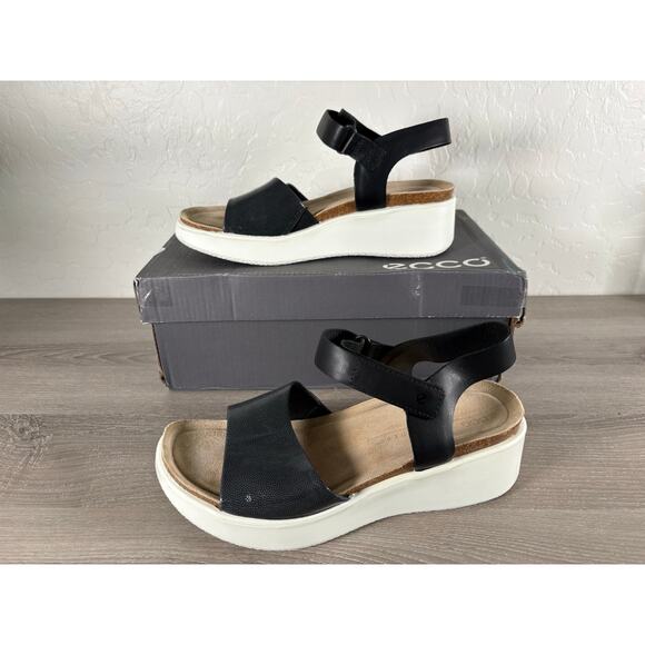 Ecco FlowT Wedge Platform Sandal- Black White Women's Size 38 US 7-7.5- NIB - Picture 2 of 8